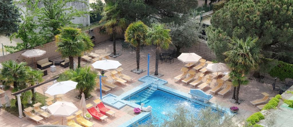 Hotel Terme Eden Abano Terme Kültér fotó